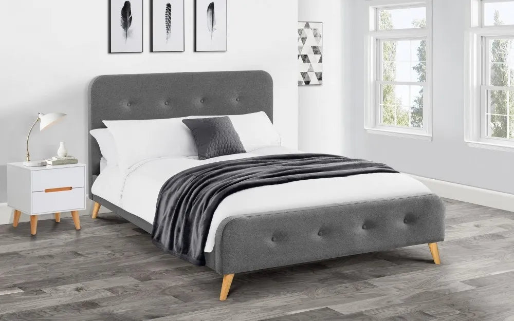 Astrid Curved Retro Buttoned Bed 135cm Double Julian Bowen