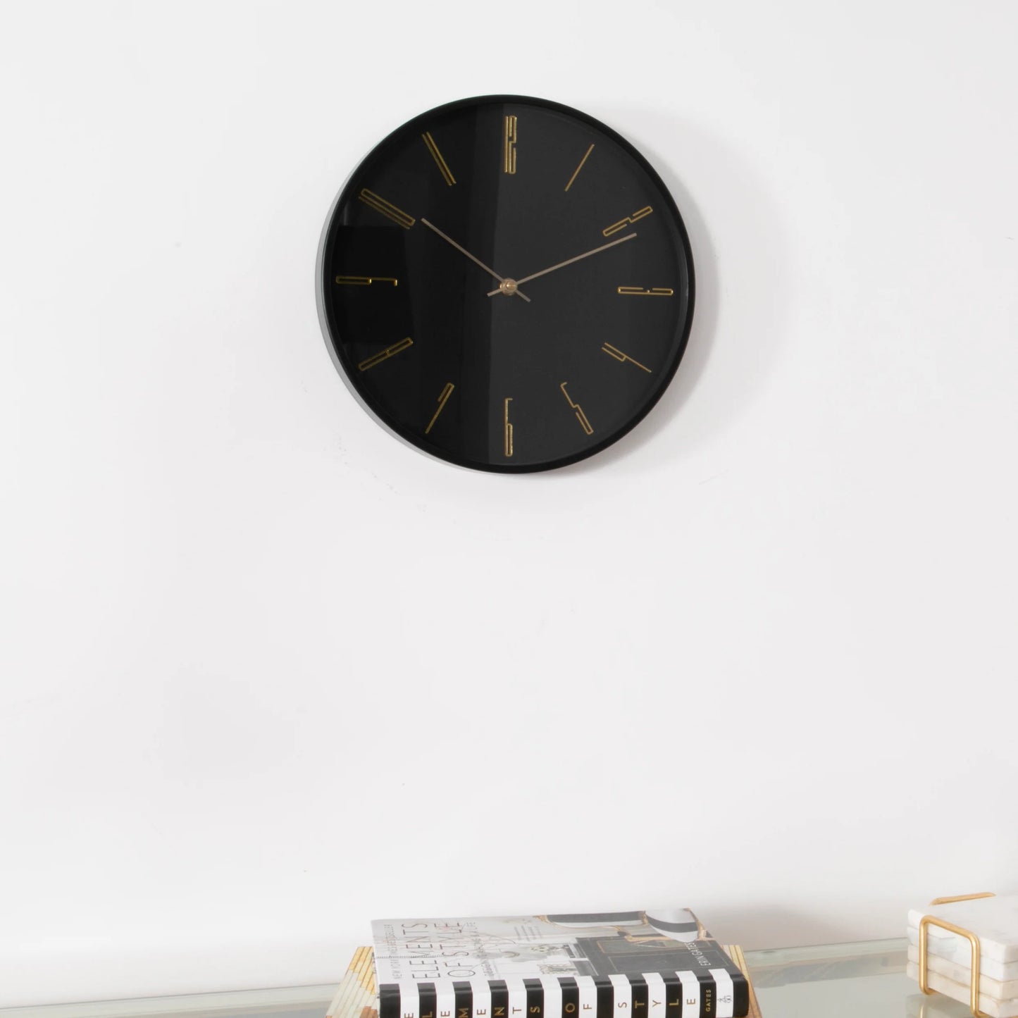 Black 12" Modern Analogue Clock - Oakavia