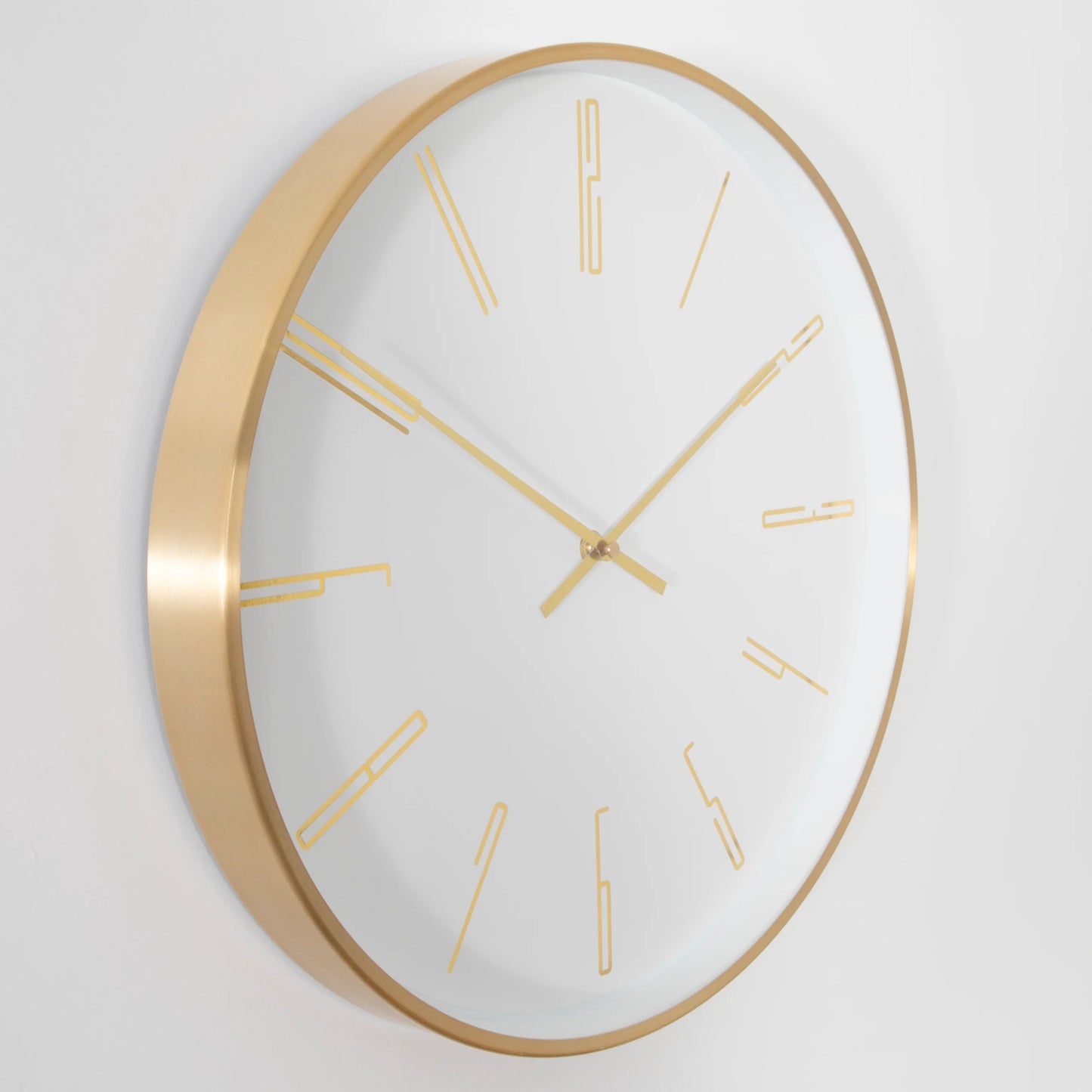 Gold 16" Modern Analogue Clock - Oakavia