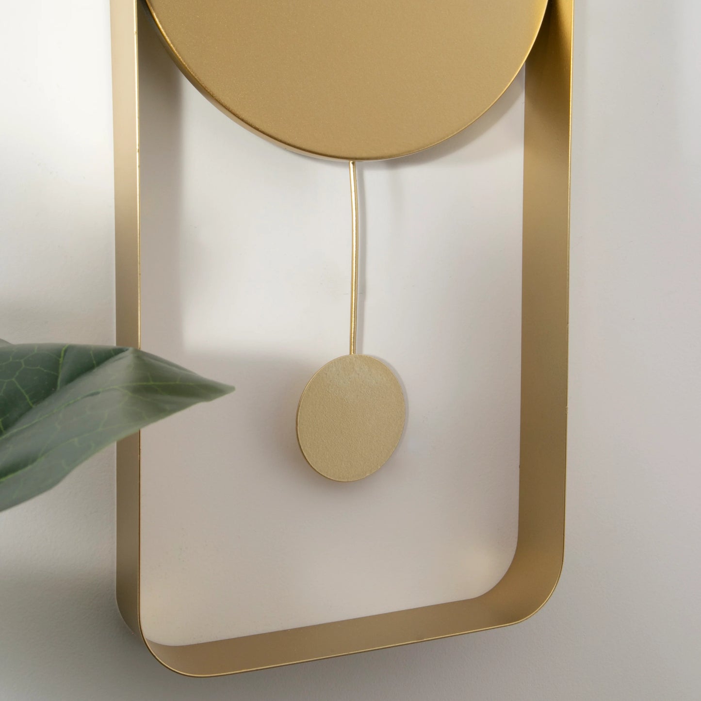 Modern Gold Metal Wall Clock - Oakavia