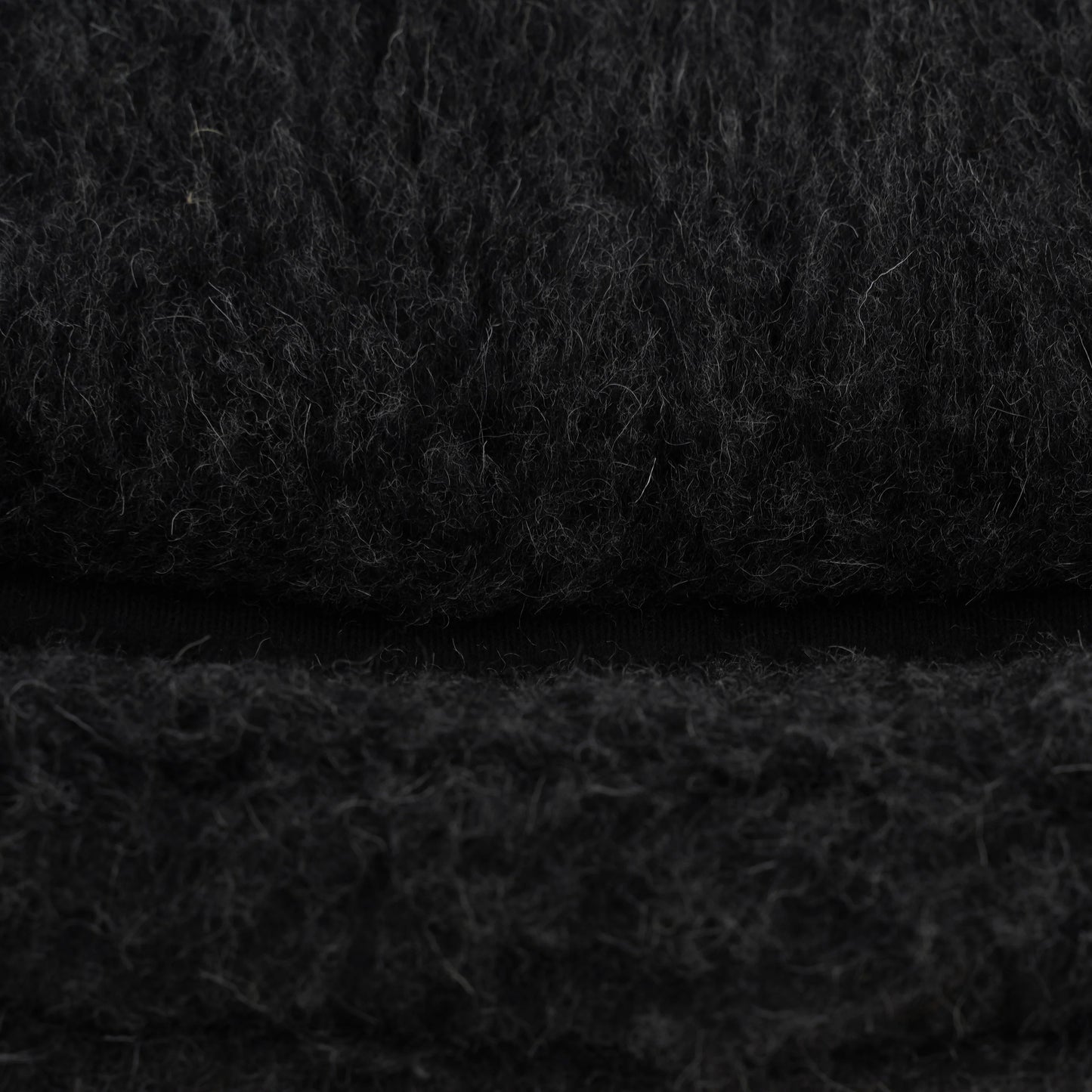 Merino Wool Pet Bed - black - Oakavia