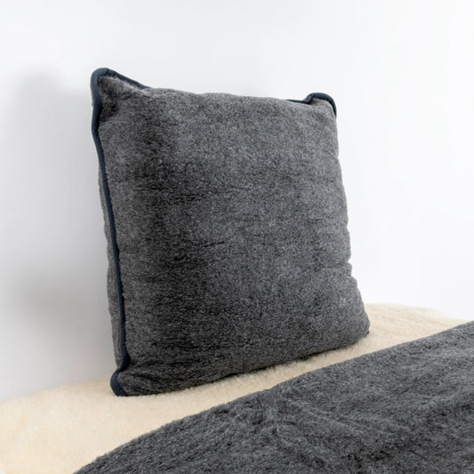 Merino Wool Pillow - Grey 80 x 80cm - Oakavia