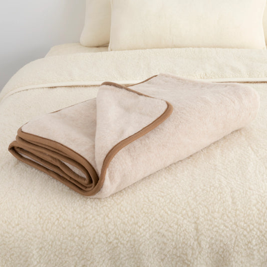 Merino Wool Blanket - 130 x 170cm Cappucino - Oakavia