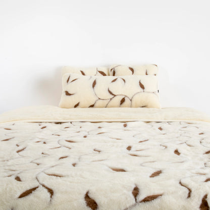 Merino Wool Quilt - Leaf 240 x 200cm - Oakavia