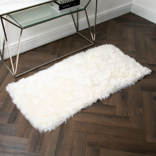 Natural Rectangle Sheepskin Rug - 70 x 140cm - Oakavia