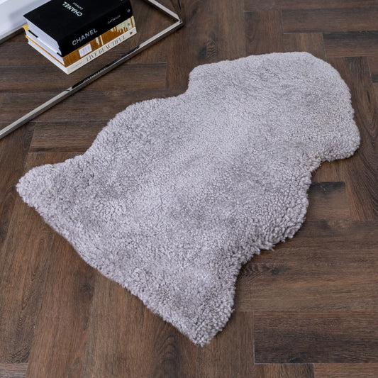 Grey Short Pile Sheepskin Rug 60 x 90cm - Oakavia