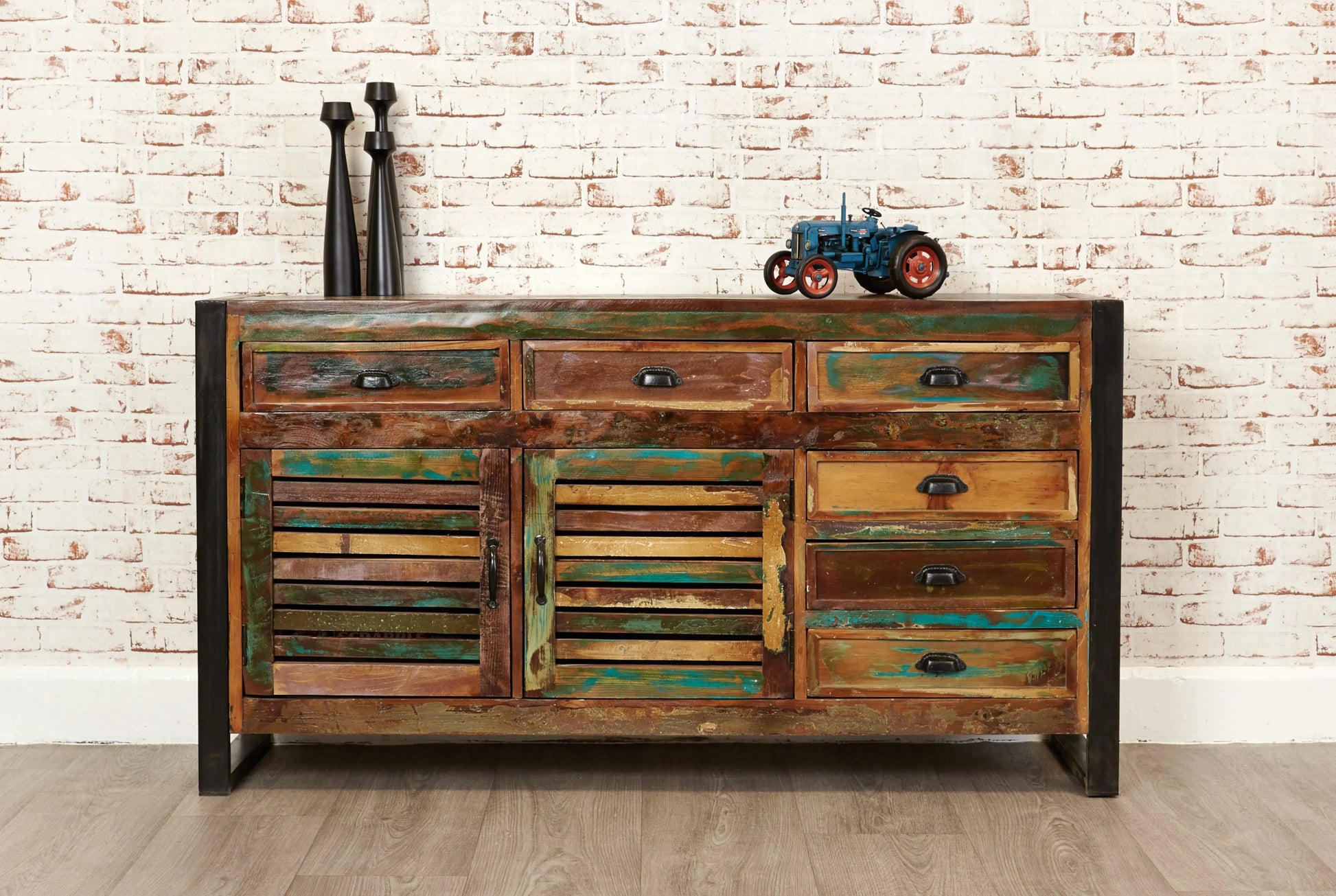 Wood Furniture UK - Shop Urban Chic Large Sideboard - Oakavia