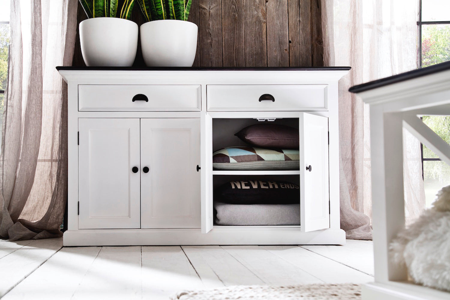 NovaSolo Halifax Contrast Classic White Classic Buffet - Oakavia