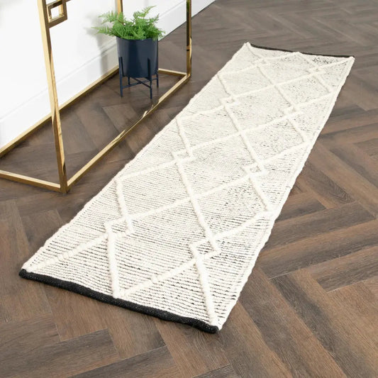 Cream & Black Diamond Pattern Runner Wool Rug - 60 x 230cm - Oakavia