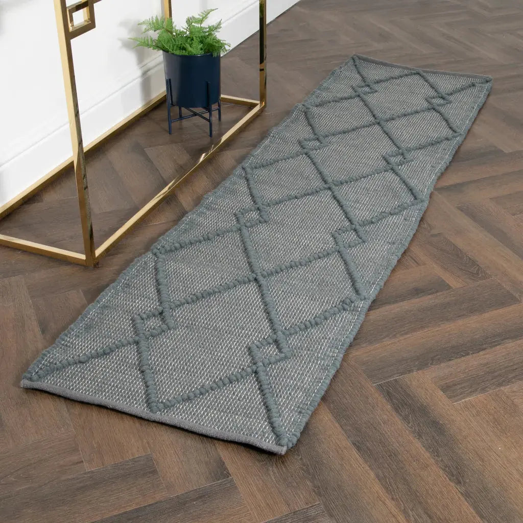 Grey Diamond Pattern Runner Wool Rug - 60 x 230cm - Oakavia