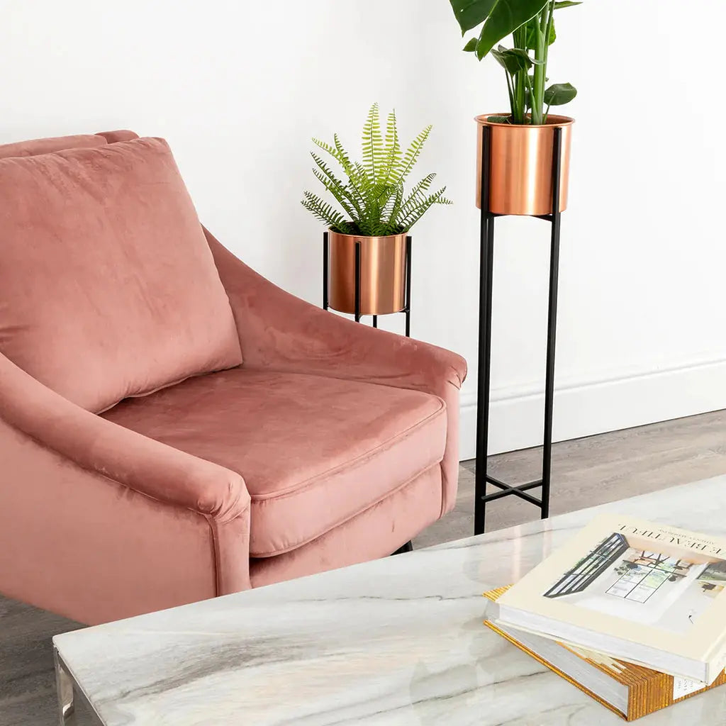 Rose Velvet Armchair - Oakavia