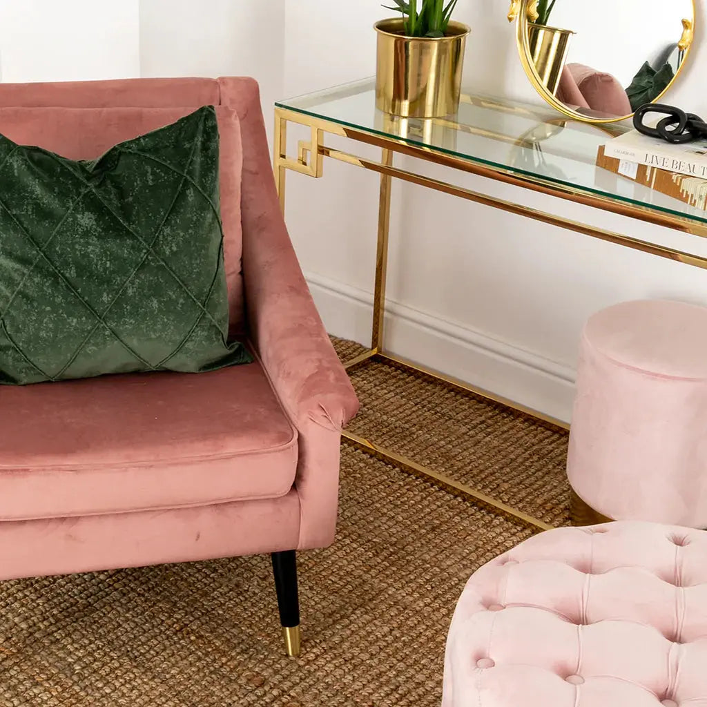 Rose Velvet Armchair - Oakavia